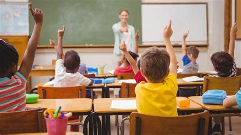 موضوع لماذا نحب المدرسه