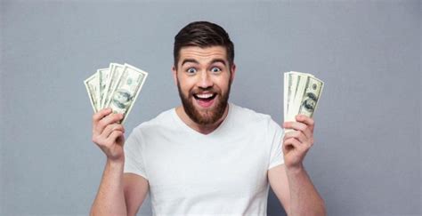 موضوع هل المال يحقق السعادة